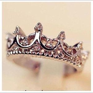 Queen Crown Fashion Ring